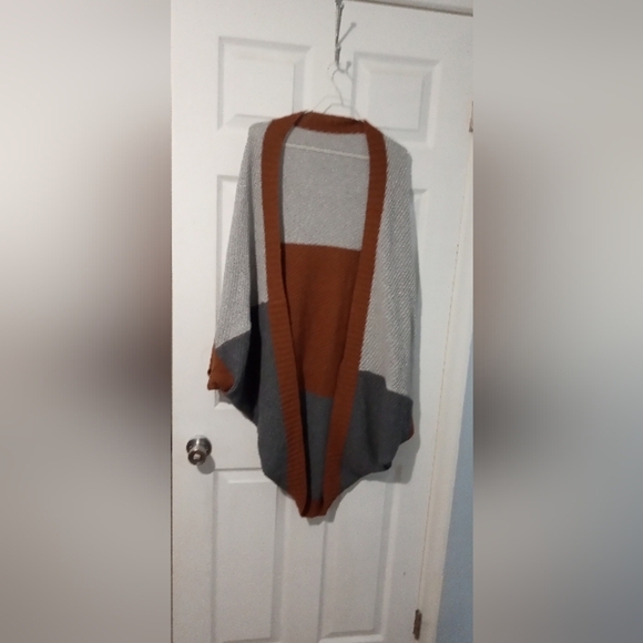 Source Unknown Sweaters - Brown and Gray shrug, unknown source.